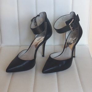 EUC Michael Michael Kors Black Leather Shoes Heels 8M